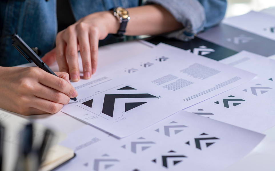 Rebranding za niewielką kwotę — jak wyglądać jak firma z listy Fortune 500